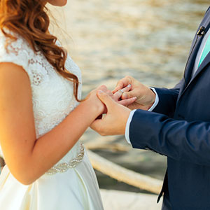 結婚指輪選びの参考に！　結婚指輪の幅と印象の関係について
